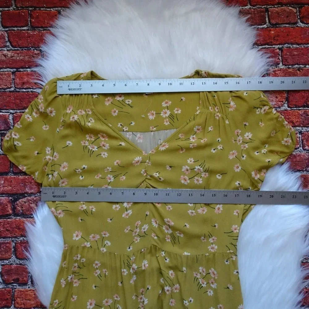 American Eagle Women's Dress V-Neck Floral Bohemian Short Shirred Casual Size M - Picture 7 of 12